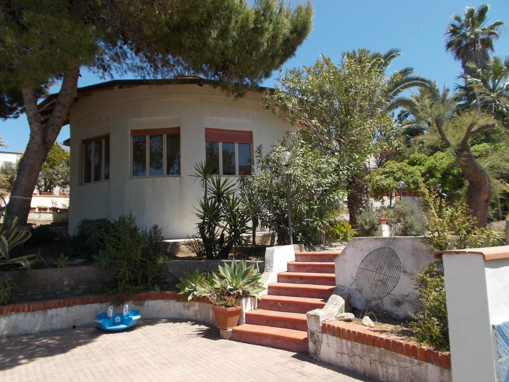 Villa Holiday House Torre Di Manfria Gela Exterior foto