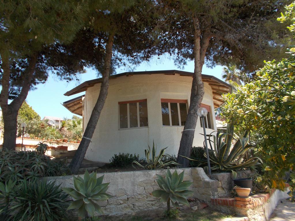 Villa Holiday House Torre Di Manfria Gela Exterior foto